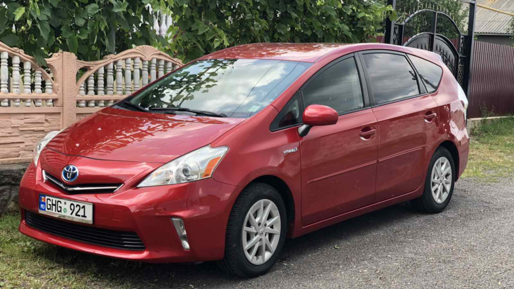 Toyota Prius V